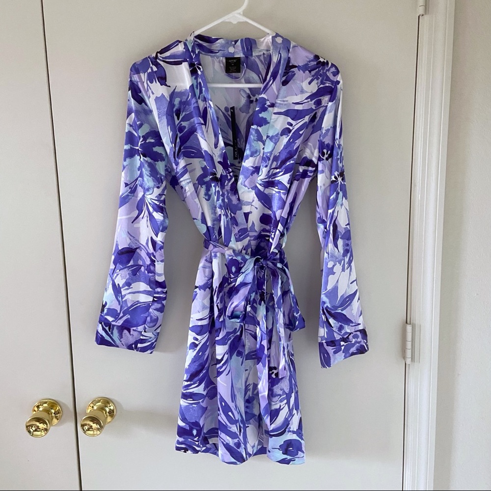 NWT Apt. 9 Robe or Dressing Gown, Purple Botanical Print Sz XS Fits a 4/6